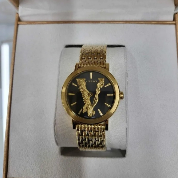Versace Watch - Picture 1 of 1
